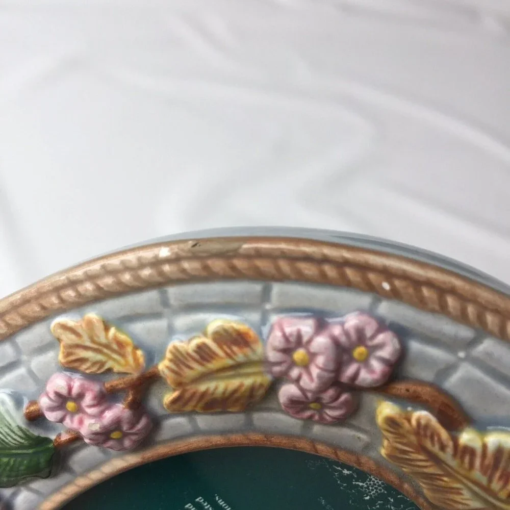 Terragrafics Victorian Majolica Style Oval Photo Picture Frame Hand Painted